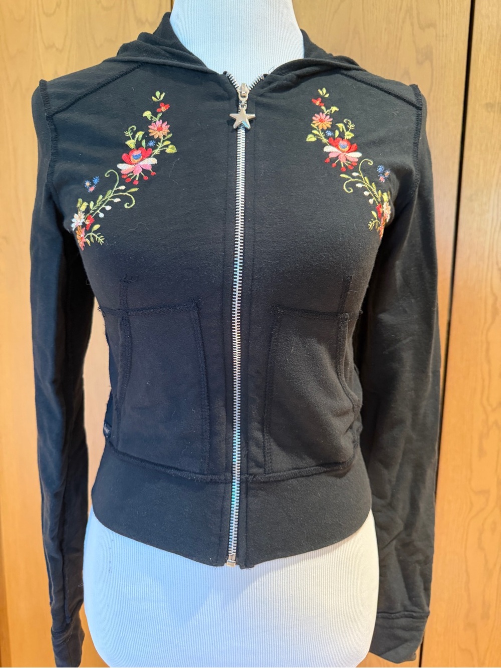 Gold Hawk Y2K Black Embroidered Floral Zip Up Hoodie Sweatshirt size S